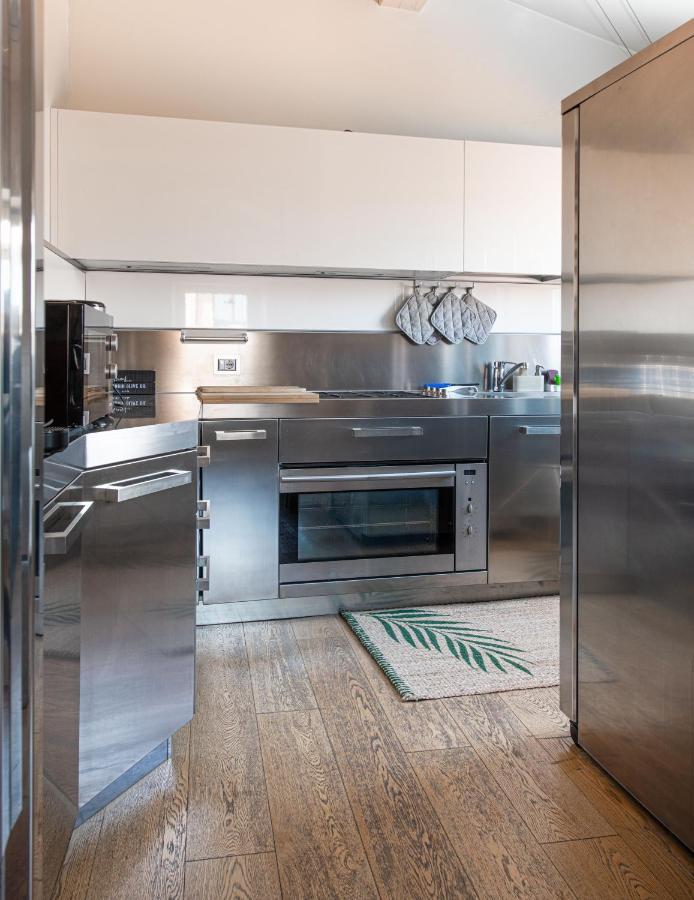 Stunning Top Floor Flat In The Heart Of Verona Buitenkant foto