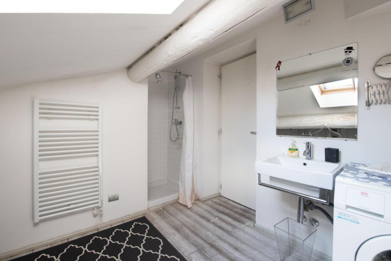 Stunning Top Floor Flat In The Heart Of Verona Buitenkant foto