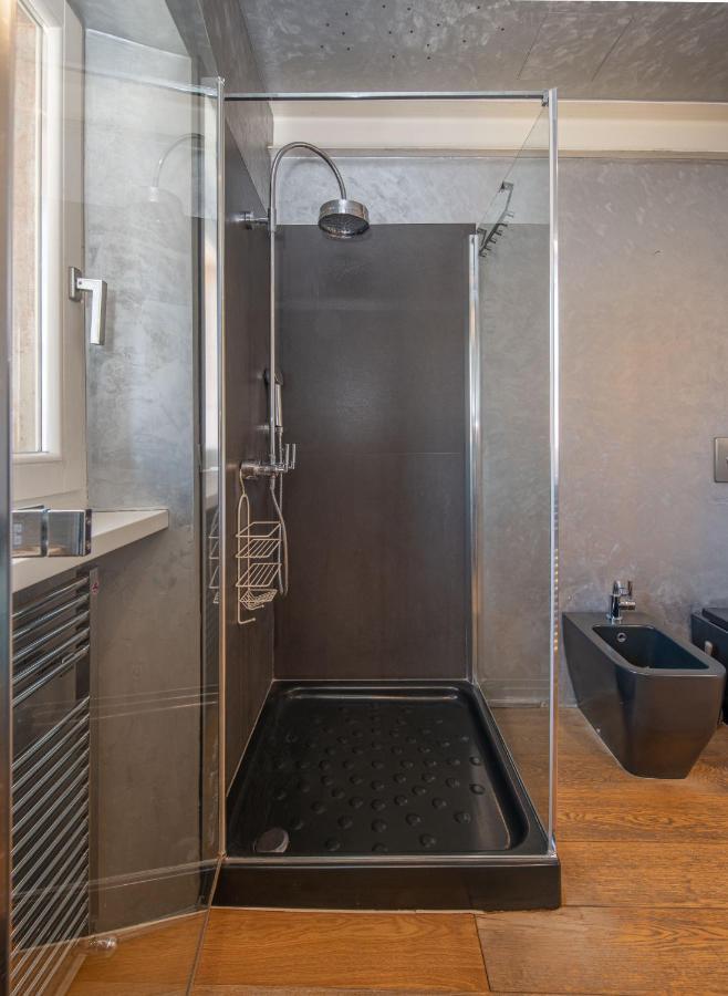 Stunning Top Floor Flat In The Heart Of Verona Buitenkant foto