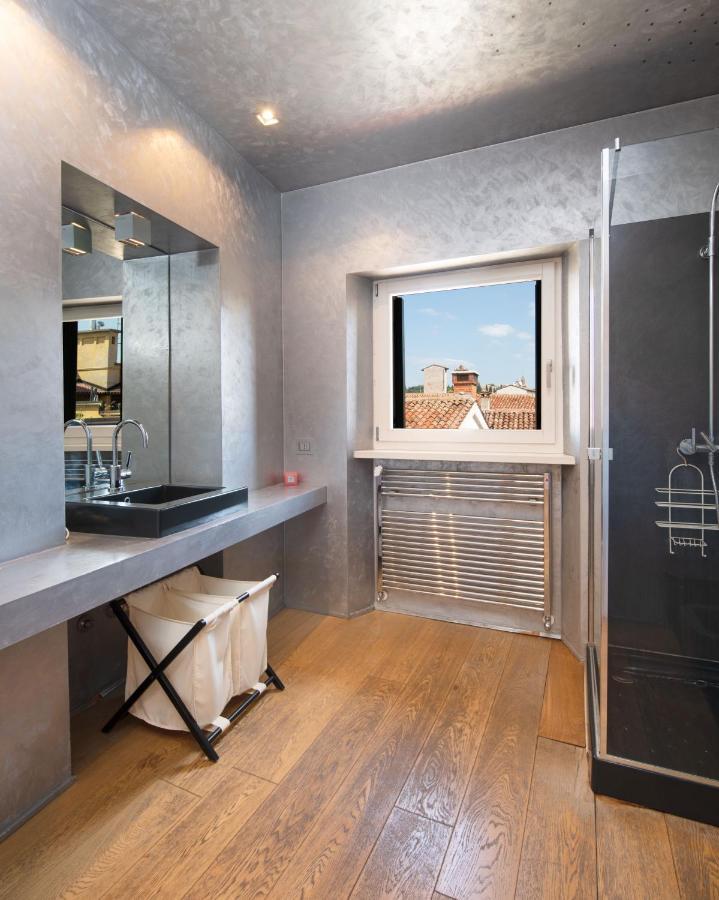 Stunning Top Floor Flat In The Heart Of Verona Buitenkant foto